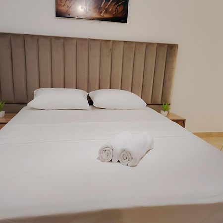 Nouveau Appartement Prestige Avec Vue Paronamique Tangier Exterior photo