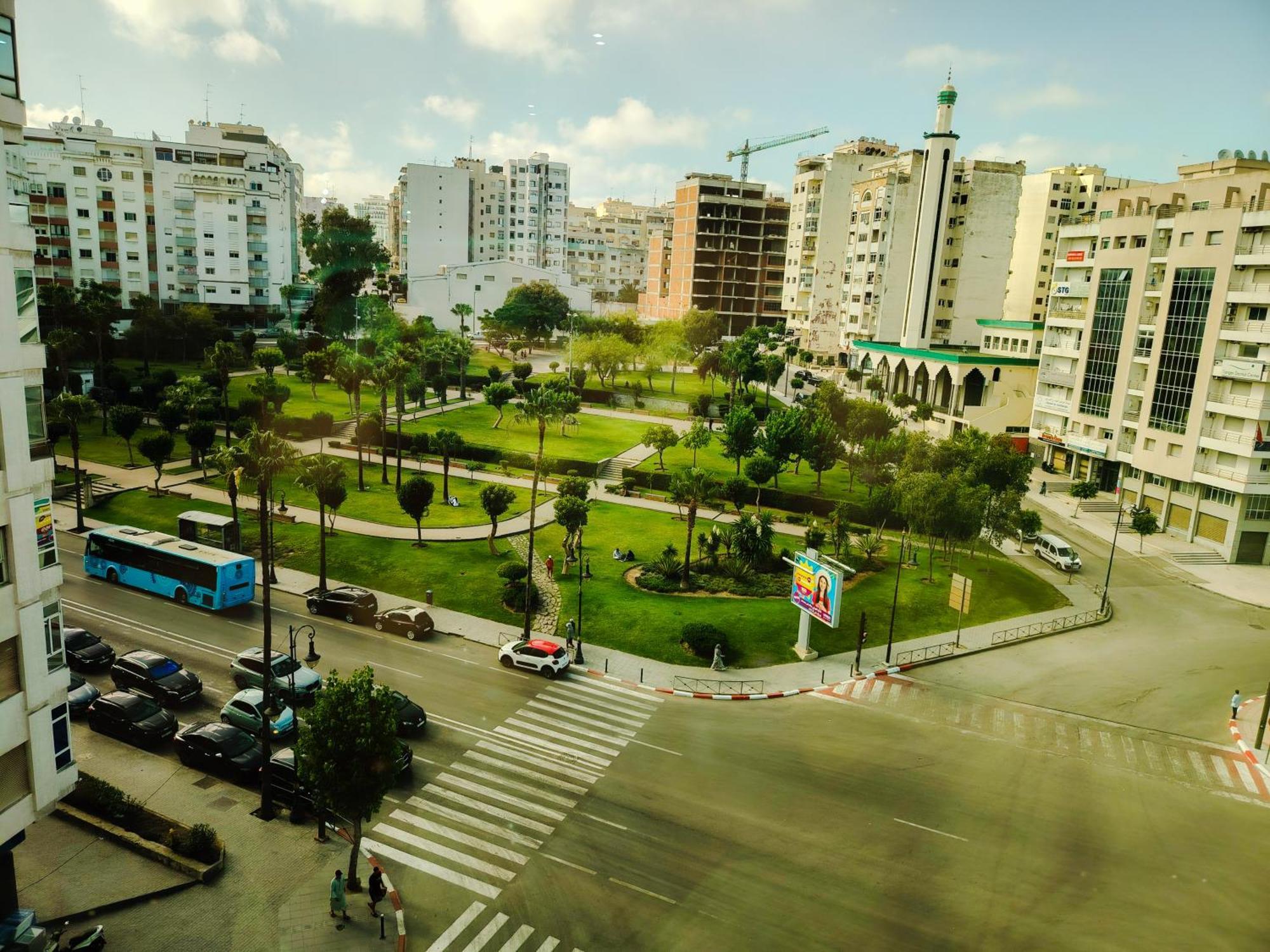 Nouveau Appartement Prestige Avec Vue Paronamique Tangier Exterior photo